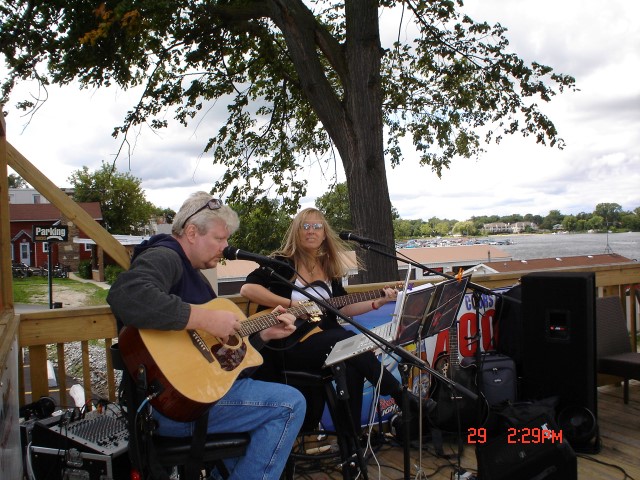 Doc's Bar & Grill - Wauconda